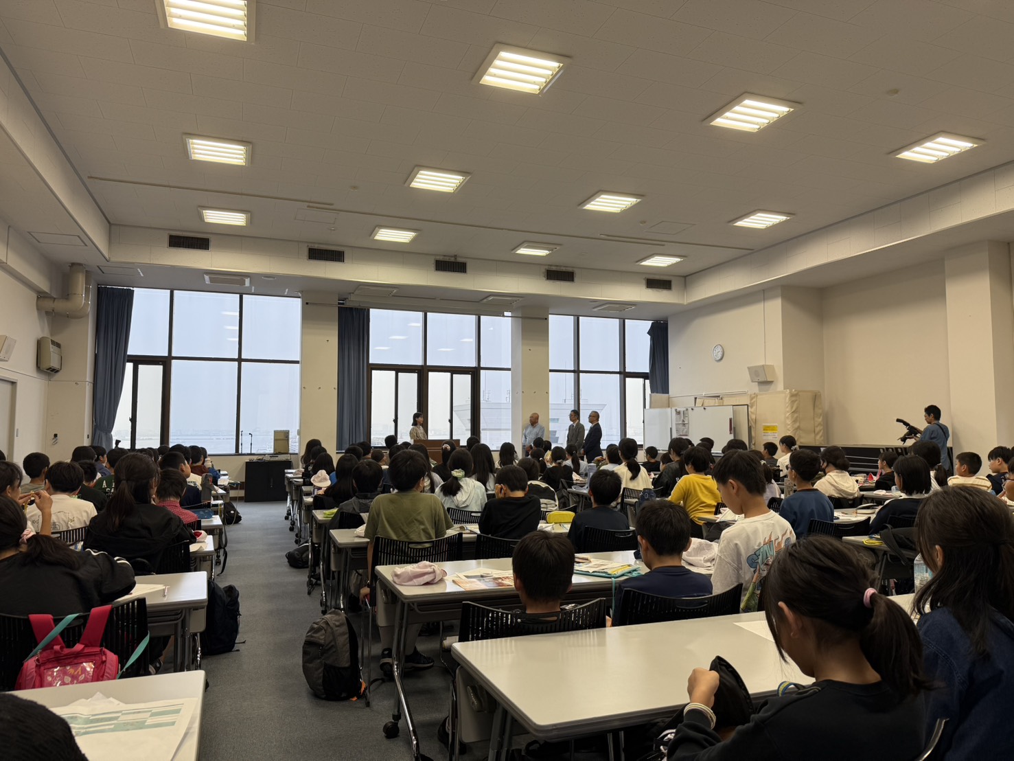 つくばみらい市の小学生、横浜で「伝える」を学ぶ